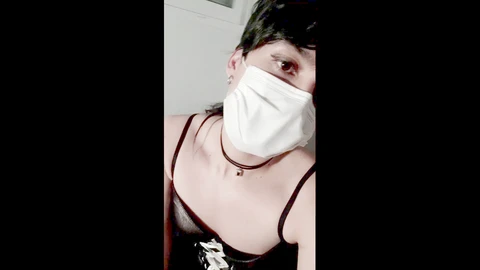 Sissy femboy, reibend, am tanzen