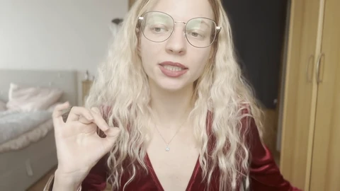 Comment faire en sorte que n'importe quel beau gosse exécute vos ordres avec la Déesse Bella Rae