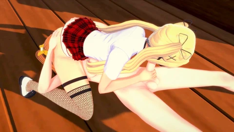 Amusement futa avec Marie Rose de Dead or Alive et Honoka Kosaka de Love Live dans une scène hentai sauvage