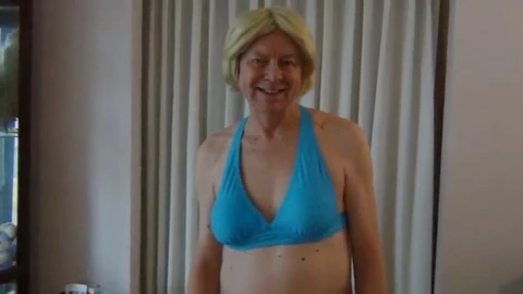 Homme, mężczyzna, crossdresser bikini